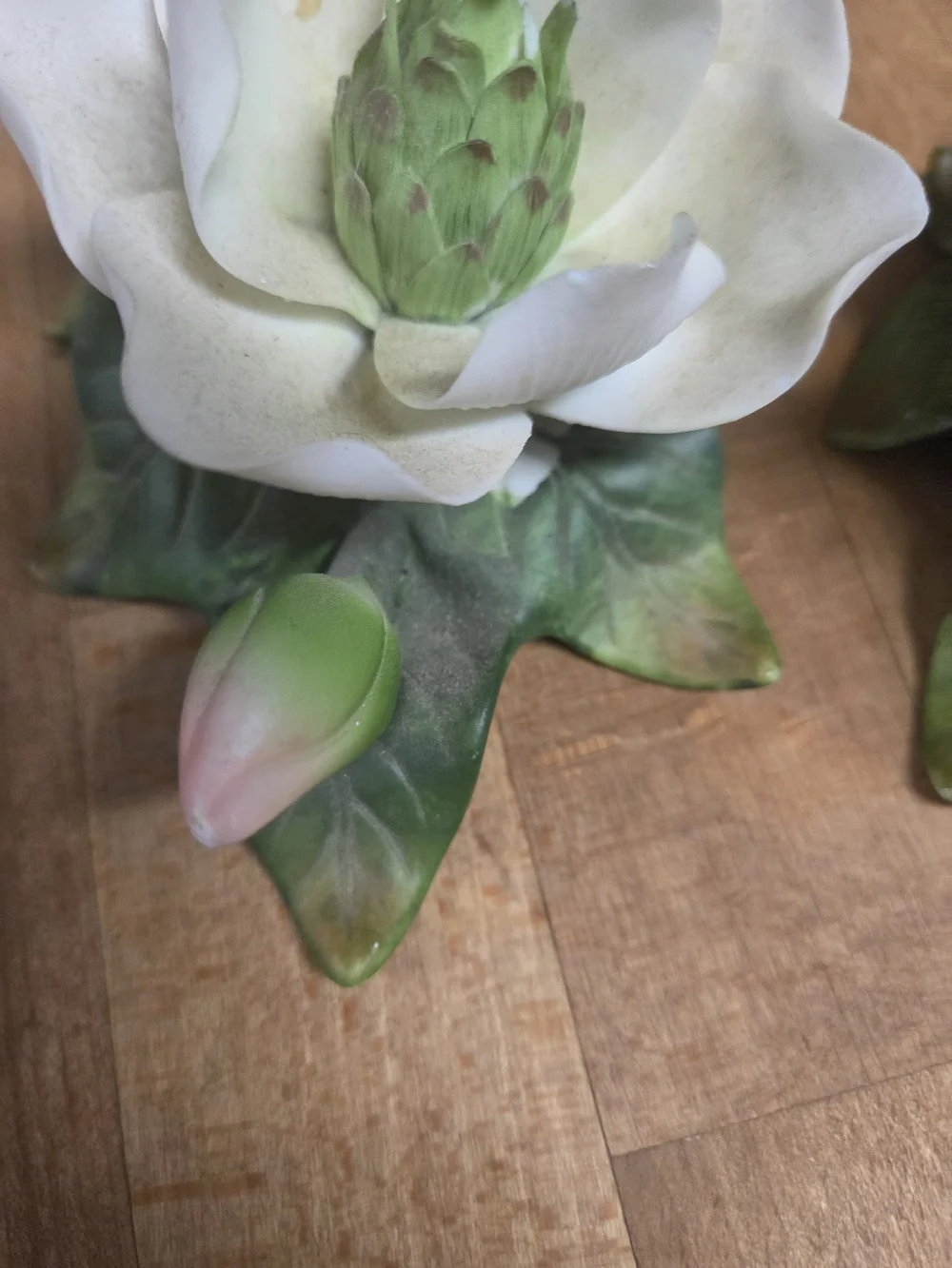 N/A elegant porcelain